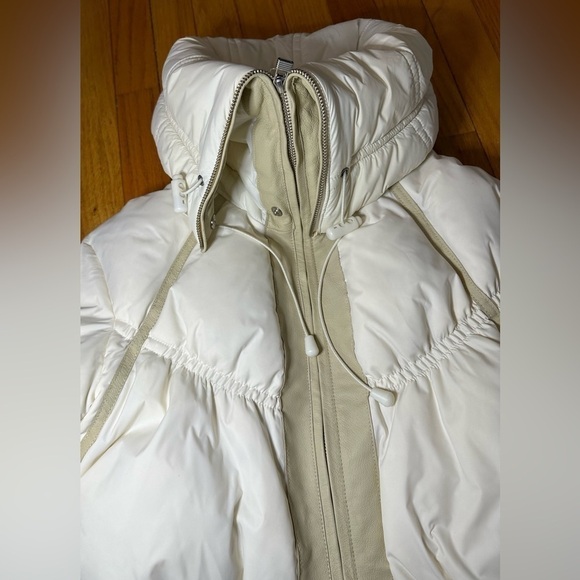 NWT - Her World Outerwear - Women’s Down Filled Puffer Coat - Picture 8 of 16